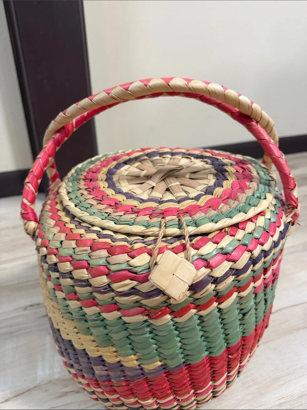 Vintage Colorful Woven Basket Purse Lidded Boho Folk Art Handbag